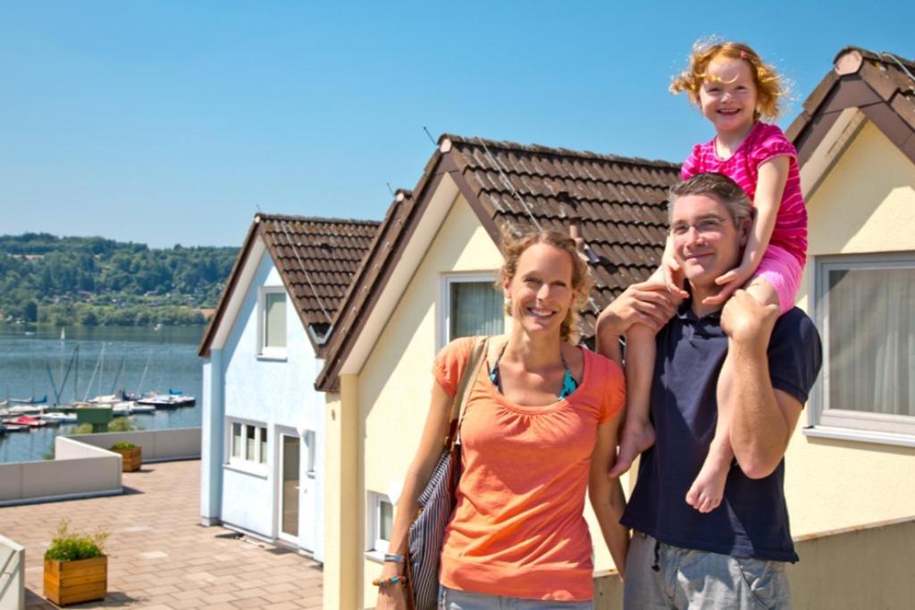 Seglerfewo Mit Traumhaftem Blick Vom Balkon Scheid  Ngoại thất bức ảnh