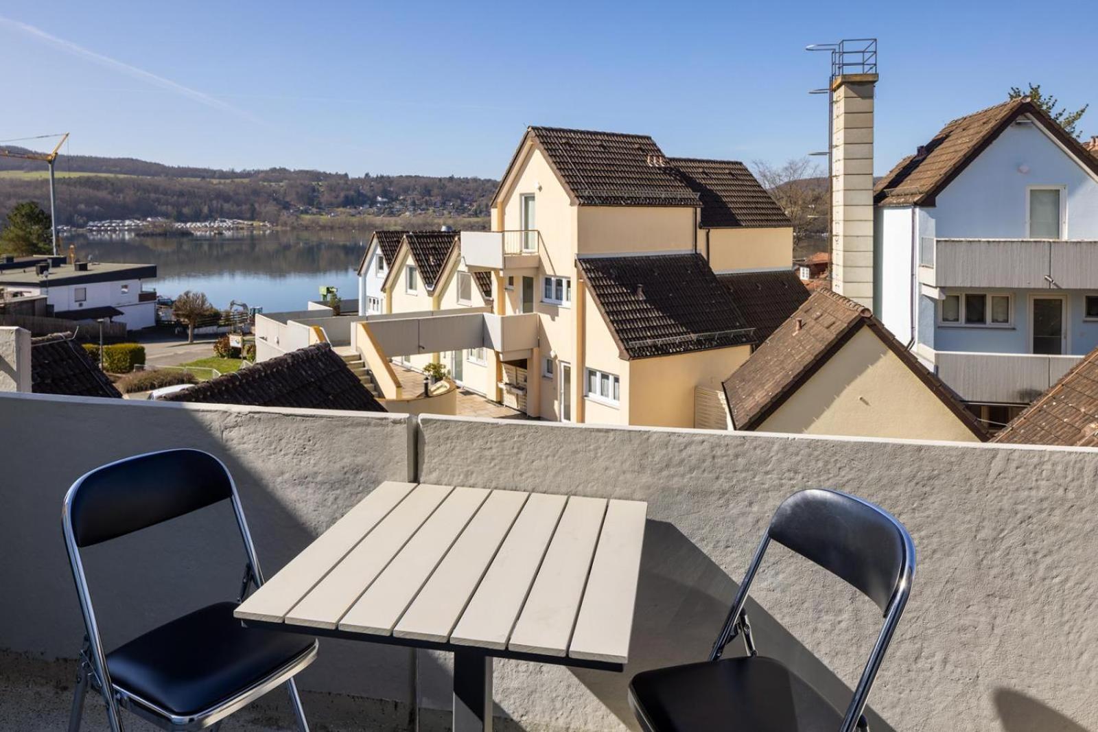 Seglerfewo Mit Traumhaftem Blick Vom Balkon Scheid  Ngoại thất bức ảnh